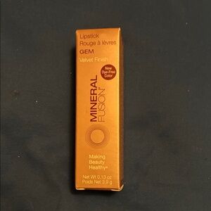 Mineral Fusion Gem Velvet Finish Lipstick